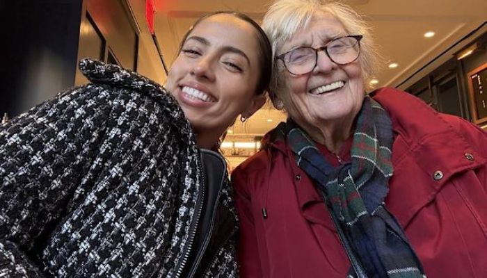 Women Bridge Generations With Lasting Friendship: Exclusive Secrets Revealed