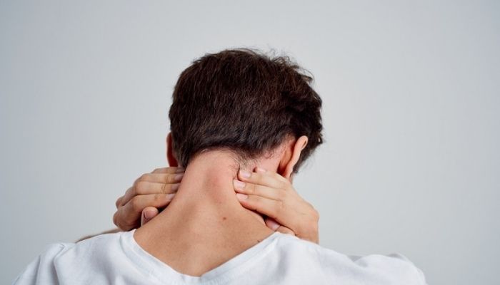 Doctor Discusses If Neck Cracking For Relief Boosts Stroke Risk